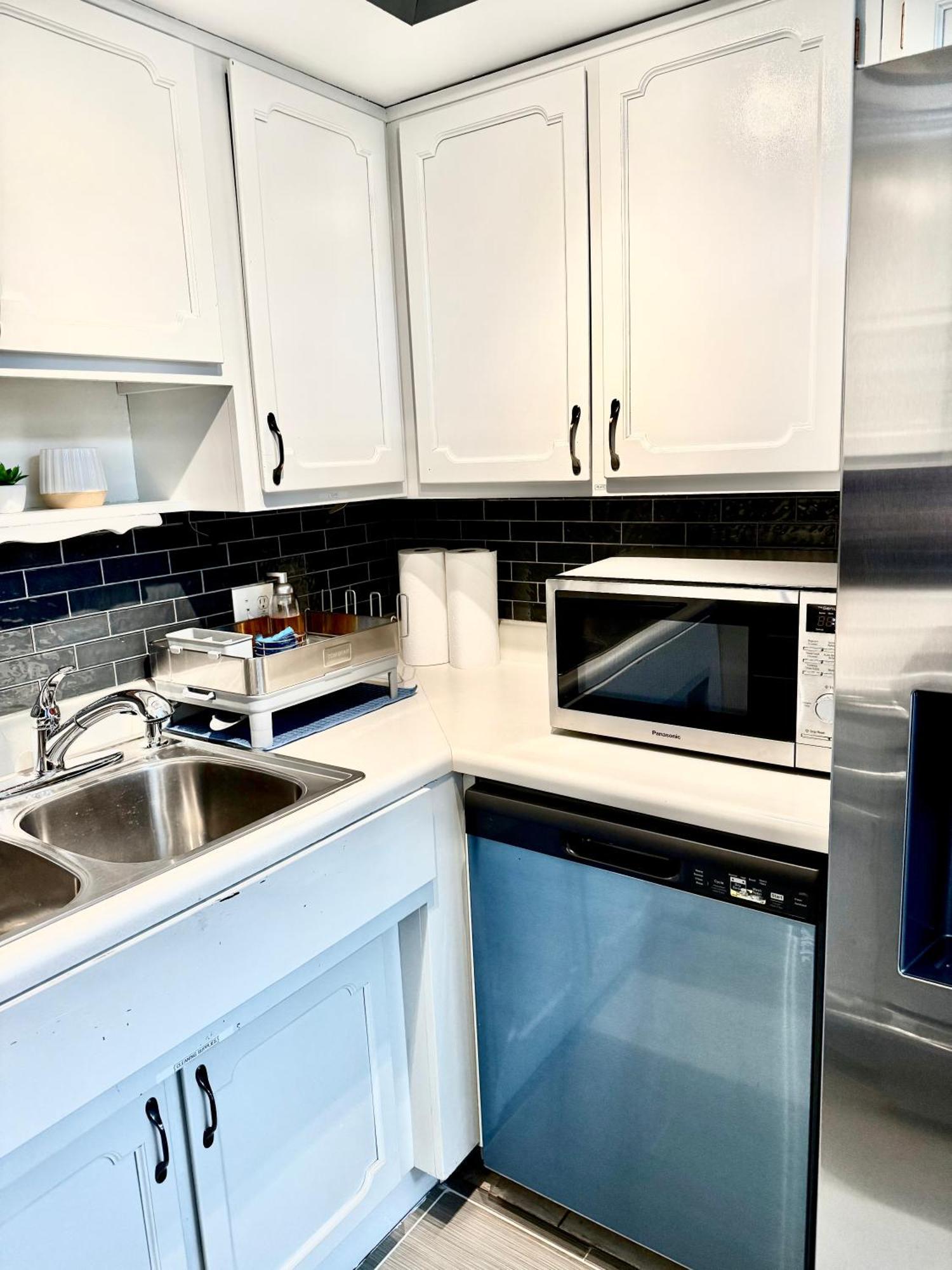 Delightful 3 Bedroom Home อินเดียนาโพลิส ภายนอก รูปภาพ